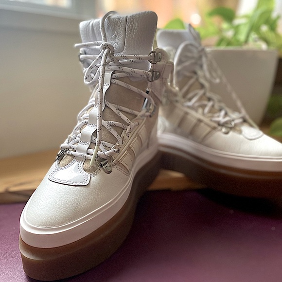 IVY PARK X ADIDAS ‘Super Sleek” platform high-top boot sneaker - Picture 4 of 10